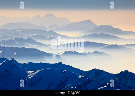 Vista dal Saentis (2502 m) sull Alpstein prima del tramonto, Svizzera, Appenzeller Alpen Foto Stock