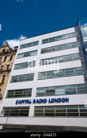 Capital Radio edificio londinese Leicester Square Londra Inghilterra Gran Bretagna UK Europa Foto Stock