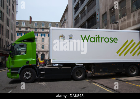 Waitrose supermercato camion consegna centrale Marylebone Londra Inghilterra Gran Bretagna UK Europa Foto Stock