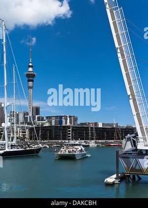 Dh Viaduct Basin Auckland Nuova Zelanda Wynyard attraversando Te Wero bridge apertura esplorare NZ crociera turistica porto Foto Stock