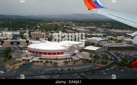Vista aerea della University of Nevada Las Vegas Thomas & Mack Center Foto Stock