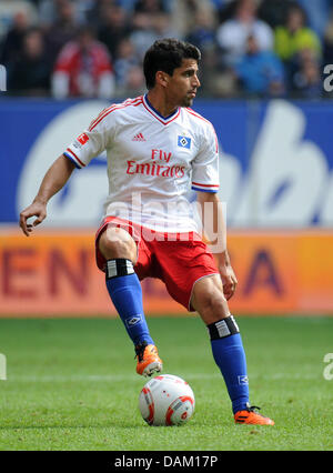 Amburgo, Tomas Rincon controlla la palla al match della Bundesliga Hamburger SV vs Borussia Moenchengladbach a Imtech Arena di Amburgo, Germania, 14 maggio 2011. Foto: Christian Charisius dpa/lno Foto Stock