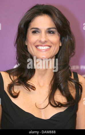 Ex argentino tennis pro player Gabriela Sabatini arriva sul tappeto rosso al profumo di tedesco awards 'Duftstars" di Berlino, Tedesco, 27 maggio 2011. Il tedesco della fragranza award è il premio più importante premio nell'industria dei profumi e viene premiato per la diciottesima volta quest'anno. Foto: Stephanie Pilick Foto Stock