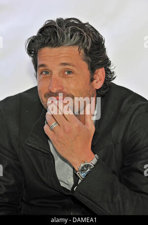 Noi attore americano Patrick Dempsey arriva a un insieme da Trina Solar all'Inter Solar fiera a Monaco di Baviera, Germania, 08 giugno 2011. L'attore è il nuovo portavoce della pubblicità per il modulo solare azienda. Foto: Ursula Dueren Foto Stock