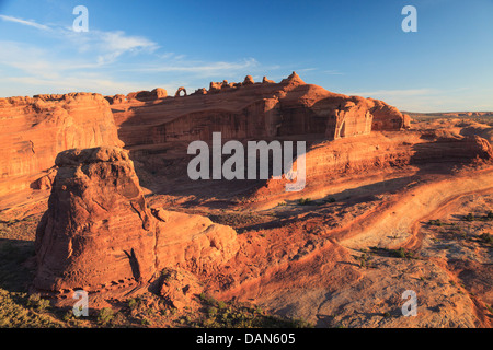 Stati Uniti d'America, Utah, Moab Arches National Park, Delicate Arch dal punto di vista inferiore Foto Stock