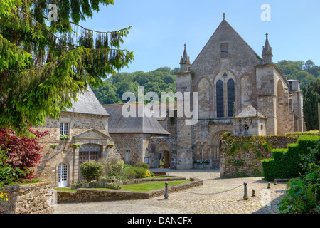 Abbey a Lehon, Bretagna Francia Foto Stock