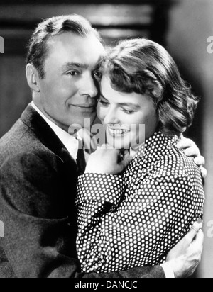 Arco di Trionfo (1948) Charles Boyer, Ingrid Bergman, Lewis Milestone (DIR) AOTR 003 COLLEZIONE MOVIESTORE LTD Foto Stock