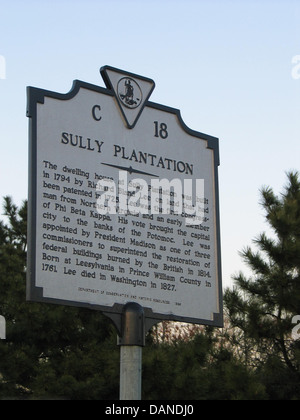 SULLY PLANTATION la casa di abitazione a Sully Plantation fu costruito nel 1794 da Richard Lee blando sulla terra che era stato brevettato nel 1725. Lee è stato il primo membro del congresso da Virginia del Nord e uno dei primi membri del Phi Beta Kappa. Il suo voto ha portato la città capitale per le banche del Potomac. Lee è stato nominato dal Presidente Madison come uno dei tre Commissari di sovrintendere il restauro di edifici federali bruciato dagli inglesi nel 1814. Nato come Leesylvania in Prince William County in 1761, Lee è morto a Washington nel 1827. Dipartimento di conservazione e di risorse storiche, 1988 Foto Stock