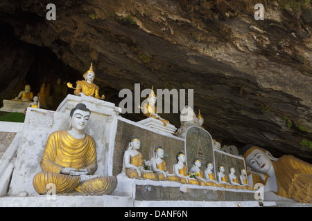 Statue di Buddha a grotta Saddar, Hpa Un, Birmania Foto Stock