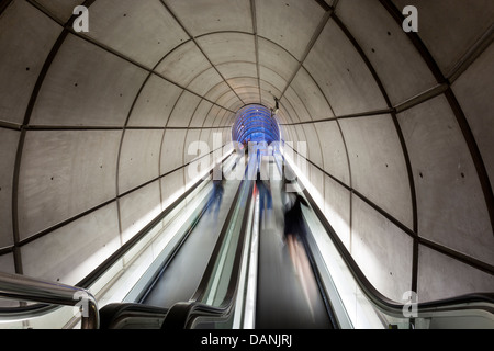 Scale della metropolitana, Bilbao, Bizkaia, Paesi Baschi Foto Stock