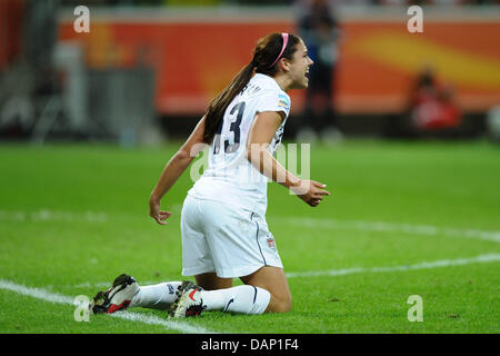 US national soccer player Alex Morgan cheers dopo la sua 0-1 obiettivo durante il match finale della FIFA Coppa del mondo femminile in Francoforte sul Meno, Germania, 17 luglio 2011. Foto: Revierfoto Foto Stock