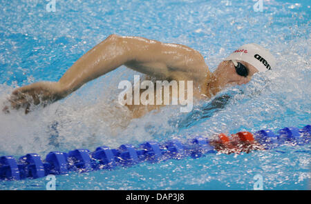 Nuotatore Paolo Biedermann di Germania partecipa a una sessione di formazione durante il 2011 Campionati del Mondo di nuoto FINA a Shanghai in Cina, il 23 luglio 2011. Foto: Annibale dpa +++(c) dpa - Bildfunk+++ Foto Stock