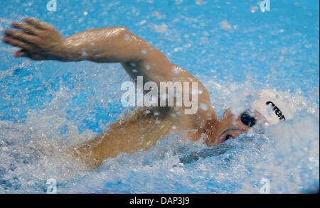 Nuotatore Paolo Biedermann di Germania partecipa a una sessione di formazione durante il 2011 Campionati del Mondo di nuoto FINA a Shanghai in Cina, il 23 luglio 2011. Foto: Annibale dpa +++(c) dpa - Bildfunk+++ Foto Stock