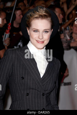 Noi attrice Evan Rachel Wood pone alla premiere di 'L'idi di marzo" al Toronto International Film Festival, TIFF a Roy Thomson Hall di Toronto, Canada, il 09 settembre 2011. Foto: Hubert Boesl Foto Stock