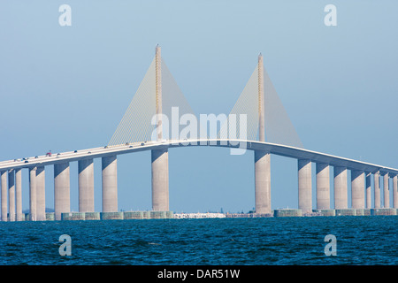 Il Sunshine skyway bridge visto dalla Terra Ceia Foto Stock