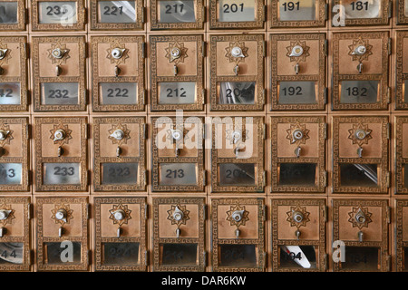 Vecchie cassette postali sono ritratte in Eaton, New Hampshire Foto Stock