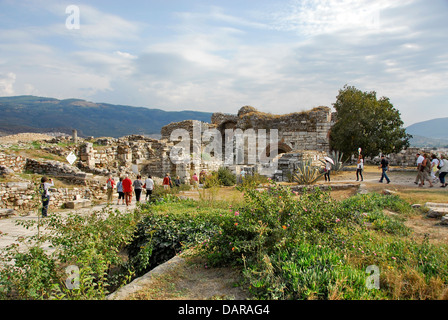 Rovine del VI secolo Basilica di San Giovanni Apostolo sulla collina Ayasoluk a Selcuk, provincia di Izmir, Turchia Foto Stock