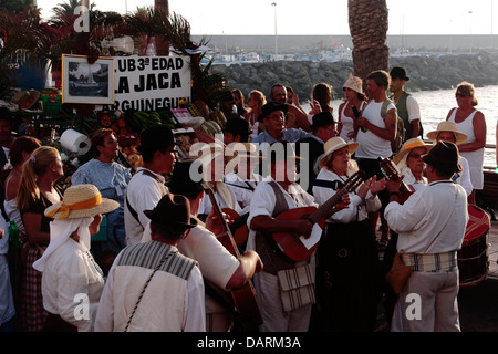 La romeria per la Fiesta Virgen del Carmen, in Arguineguin, Gran Canaria Foto Stock