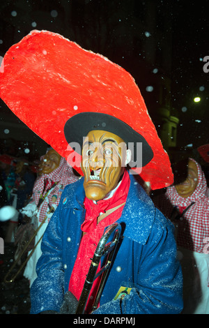 L'Europa, la Svizzera, Lucerna, Fasnact carnevale di primavera, Morgenstraich sfilata mattina Foto Stock