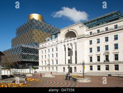 Regno Unito, Inghilterra, Birmingham, Centenary Square, Nuova libreria e Baskerville House Foto Stock