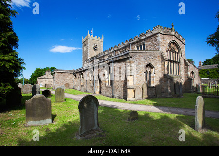 St Oswalds Chiesa presso Askrigg in Wensleydale Yorkshire Dales Inghilterra Foto Stock