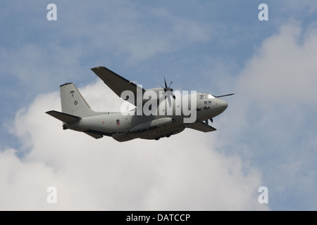 ALenia C27 militari di trasporto truppe al Royal International Air Tattoo (RIAT) Fairford 2011 Foto Stock