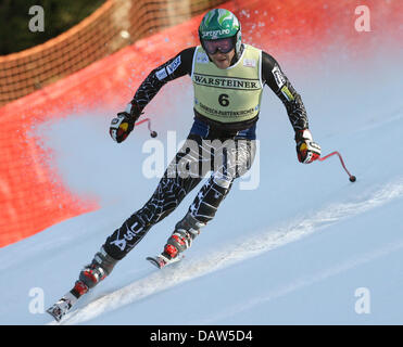 US-American Bode Miller è raffigurato durante una sessione di formazione per la Coppa del Mondo di Sci Alpino gara in discesa sul versante di Kandahar a Garmisch-Partenkirchen, in Germania, giovedì, 22 febbraio 2007. Gli spettatori possono testimoniare due discese di venerdì e sabato, e uno slalom di domenica durante la manifestazione della Coppa del Mondo di Garmisch-Partenkirchen. Foto: Karl-Josef Hildenbrand Foto Stock