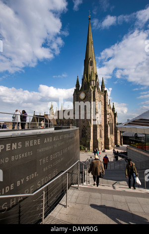 Regno Unito, Inghilterra, Birmingham, St Martin nella corrida chiesa Foto Stock