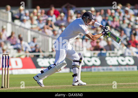 Londra, Regno Unito. 19 Luglio, 2013. Kevin Pietersen gioca un colpo durante il giorno due delle ceneri Investec secondo test match, al Lords Cricket Ground sulla luglio 19, 2013 a Londra, Inghilterra. Credito: Mitchell Gunn/ESPA/Alamy Live News Foto Stock