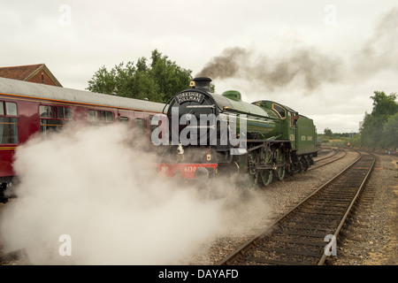 Mayflower 61306 si erge a Dereham stazione sulla metà del Norfolk ferrovia. Foto Stock