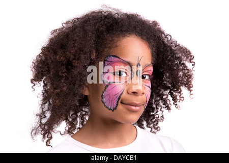 Bella ragazza giovane con la faccia dipinta come una farfalla Foto Stock