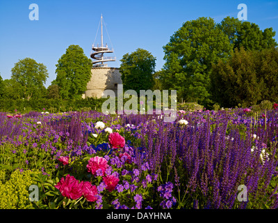 Torre di osservazione in EGA Park a Erfurt, Turingia, Germania Foto Stock