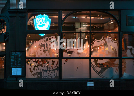 Aperto recentemente 'Brew Dog' Bar, 13 Bayham Street, Camden, London, England, Regno Unito ed Europa Foto Stock