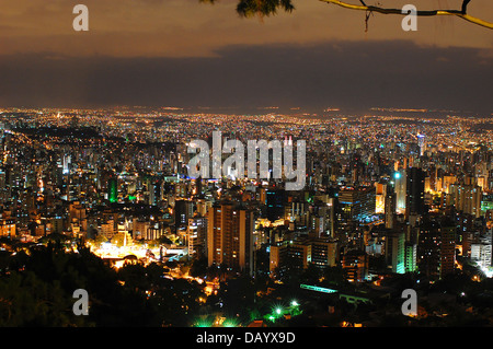 Belo Horizonte di notte . Foto Stock