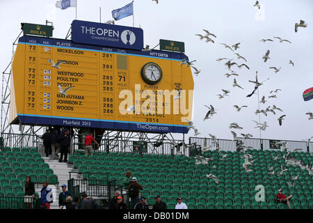 Gullane, East Lothian, Scozia. Xxi , 2013. Vista generale Golf : Vista generale del quadro di valutazione sul diciottesimo foro dopo il round finale della 142th British Open Championship a Muirfield in Gullane, East Lothian, Scozia . Credito: Koji Aoki AFLO/sport/Alamy Live News Foto Stock