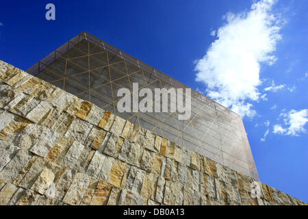 La foto mostra la nuova sinagoga di San-Jacobs-Square a Monaco di Baviera, Germania, il 24 luglio 2007. La casa degli ebrei di culto denominata 'Ohel Jakob' (ebraico: tenda di Giacobbe) è stato inaugurato il 09 novembre 2006. Foto: Peter Kneffel Foto Stock