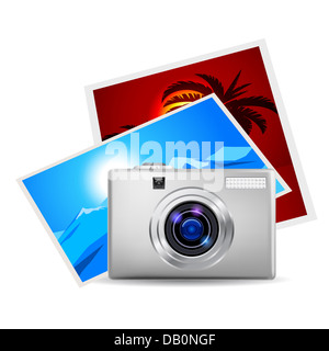 Realistico di una fotocamera digitale e foto. Immagine su sfondo bianco Foto Stock