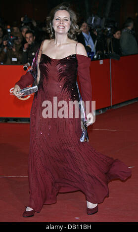 Attrice italiana Greta Scacchi pone per le telecamere come lei arriva per la premiere del suo film "L'Amour Caché' al 2007 cinema in Roma, Italia, 20 ottobre 2007. Il festival del film viene eseguito fino al 27 Ottobre. Foto: Hubert Boesl Foto Stock