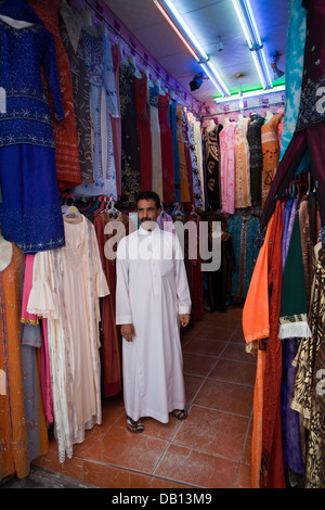 Souq al-Alawi mercato nel vecchio Jeddah (Al-Balad), Gidda, Arabia Saudita. Foto Stock