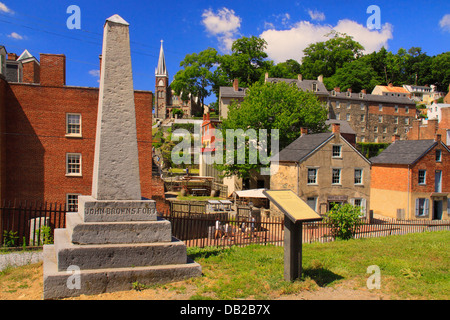 Monumant presso il sito originale di Giovanni Browns Fort, harpers Ferry, West Virginia, USA Foto Stock