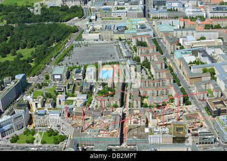 Berlin 2013/06/05 Nuovo edificio sul sito Wertheim a Leipziger Platz 12 in Berlin-Mitte. Foto Stock