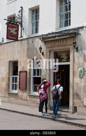 La Eagle pub Bene't Street Cambridge Regno Unito Foto Stock