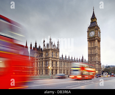 Londra, il Big Ben e il parlamento di Westminster Bridge. Inghilterra, Regno Unito. Foto Stock