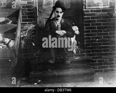 Charlie Chaplin - CHARLOT UN CANE LA VITA prima foto nazionali, 1918. Diretto da Charlie Chaplin Foto Stock