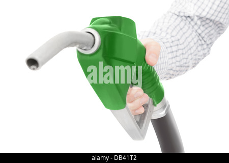 Il colore verde la pistola dalla pompa carburante a mano e isolato su bianco Foto Stock