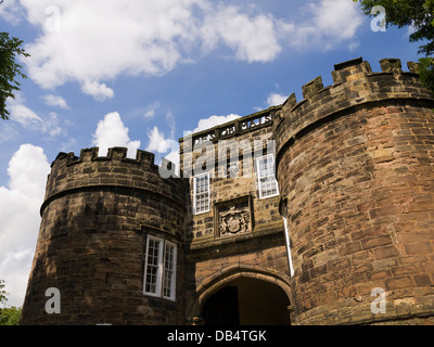 Skipton Castle nel Nord Yorkshire città mercato di Skipton Foto Stock