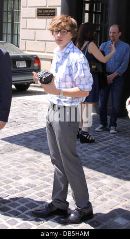 Angus T Jones celebrità visto nel loro hotel in Washington DC di Washington DC, Stati Uniti d'America - 30.04.11 Foto Stock