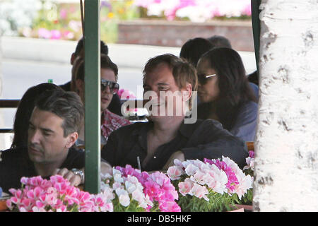 Quentin Tarantino va al Cafe Med ristorante sul Sunset Plaza Los Angeles, California - 30.04.11 Foto Stock