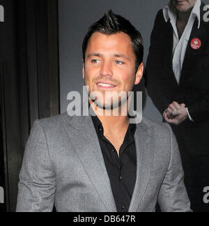 Il solo modo è Essex Star Mark Wright arrivando presso il BAFTA TV awards nominees partito. Londra, Inghilterra - 05.05.11 Foto Stock