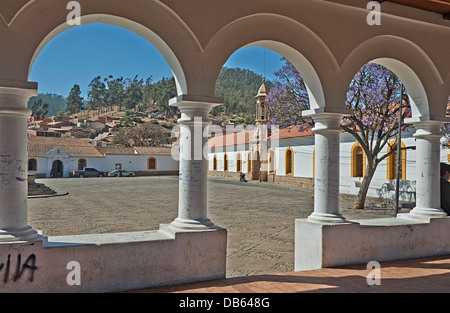 Plaza Pedro de Anzares, piazza del monastero di la Recoleta, edifici coloniali, Sucre, Bolivia, Sud America Foto Stock